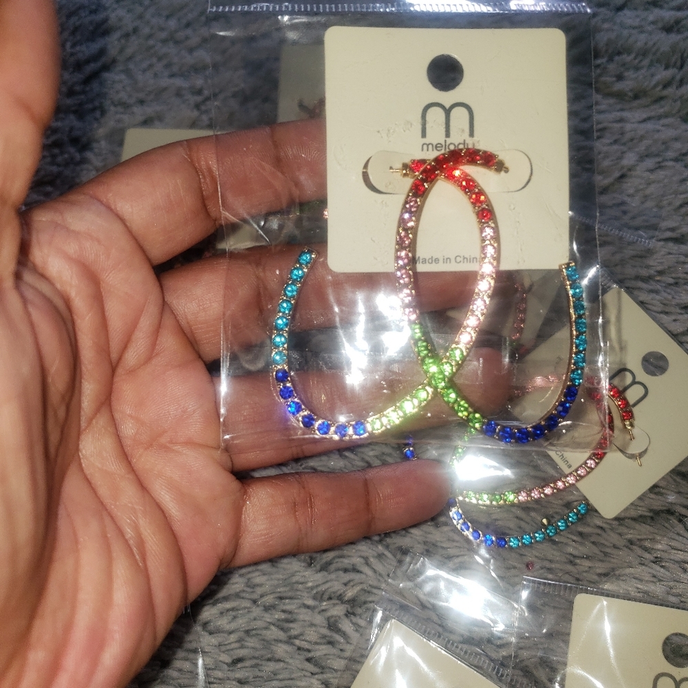 Earrings - Picture 2 of 2